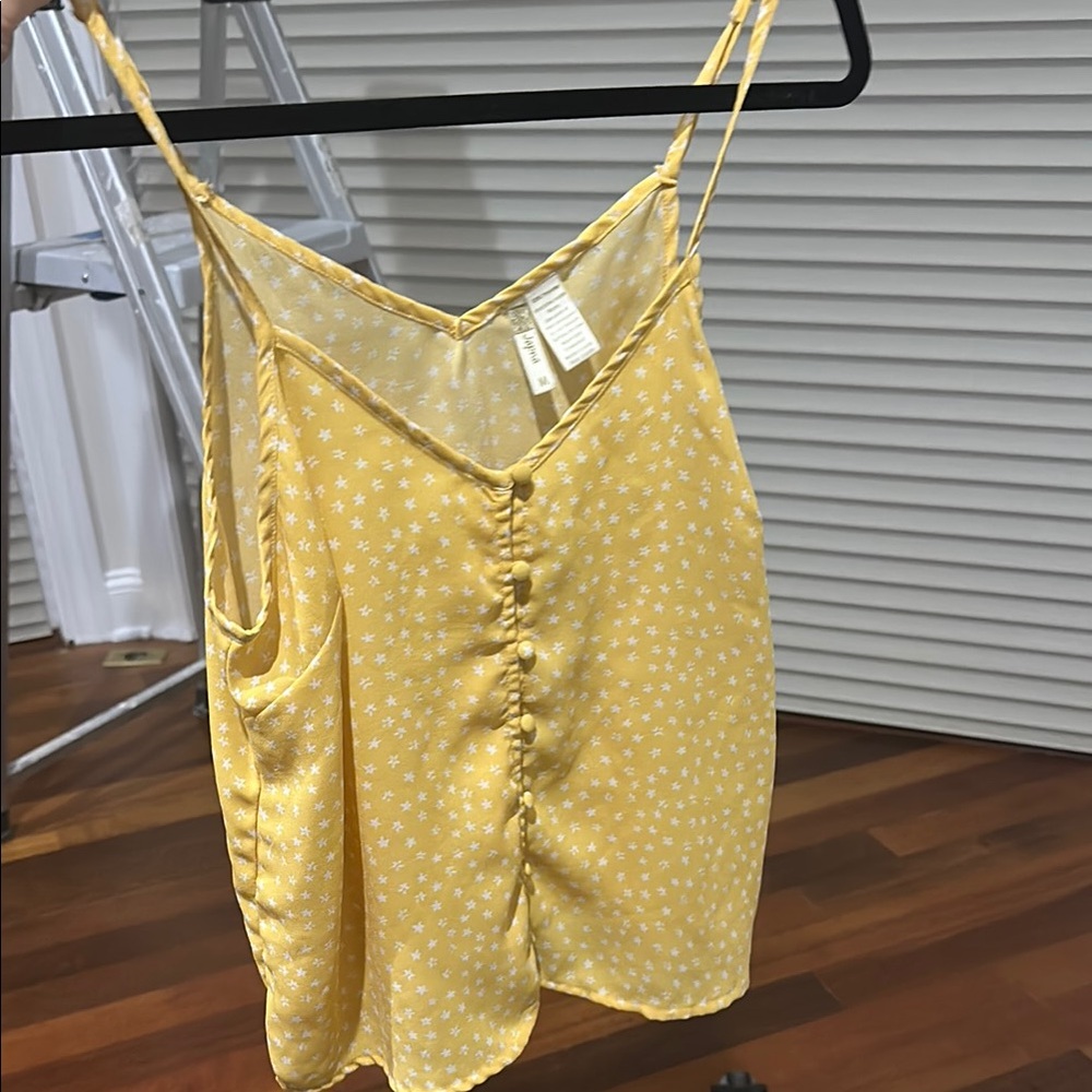 Japna Gold Sleeveless Buttoned Camisole